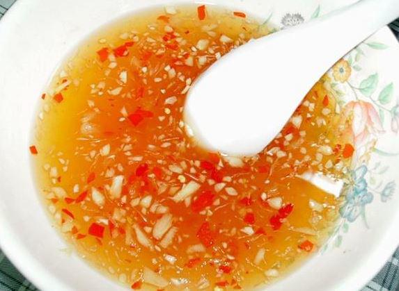 Cách nấu bún cá ngừ ngọt tự nhiên đúng chuẩn đặc sản Khánh Hòa-3