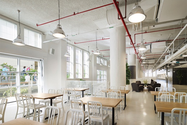 Hé lộ ngôi trường có học phí 1,3 tỷ/năm, phụ huynh toàn đại gia lắm tiền-3