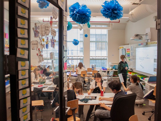 Hé lộ ngôi trường có học phí 1,3 tỷ/năm, phụ huynh toàn đại gia lắm tiền-11