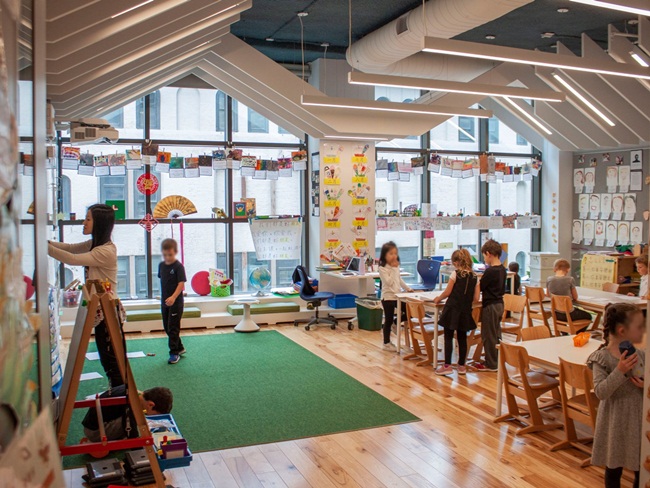 Hé lộ ngôi trường có học phí 1,3 tỷ/năm, phụ huynh toàn đại gia lắm tiền-23