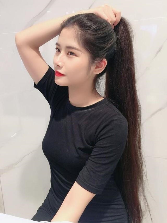 9X được gọi là công chúa tóc mây nhờ có mái tóc dài 1,35 m-8