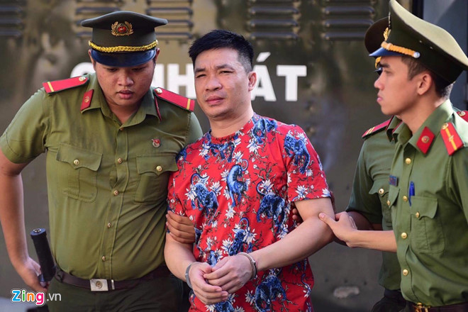 Ngọc Miu đi vay mua Mercedes, trùm ma túy khai có tiền nhờ bán quần áo-1