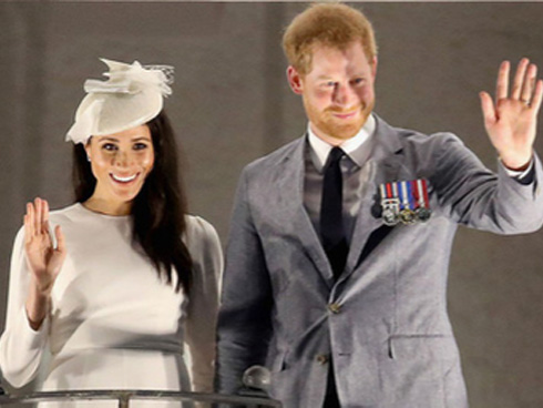 Phản ứng đầy bất ngờ của vợ chồng Công nương Kate khi được hỏi về em bé Sussex, sau một loạt nghi vấn mâu thuẫn, xích mích với em dâu Meghan-5