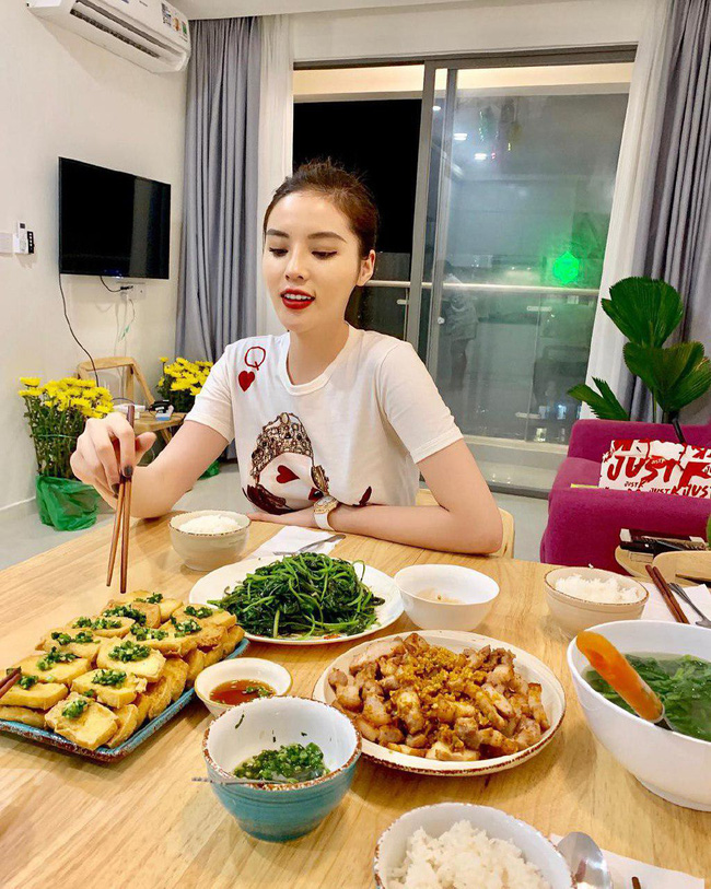 Tội Kỳ Duyên, hễ đăng ảnh ăn uống kiểu gì cũng bị dân mạng săm soi loạt chi tiết kém hoàn hảo-5