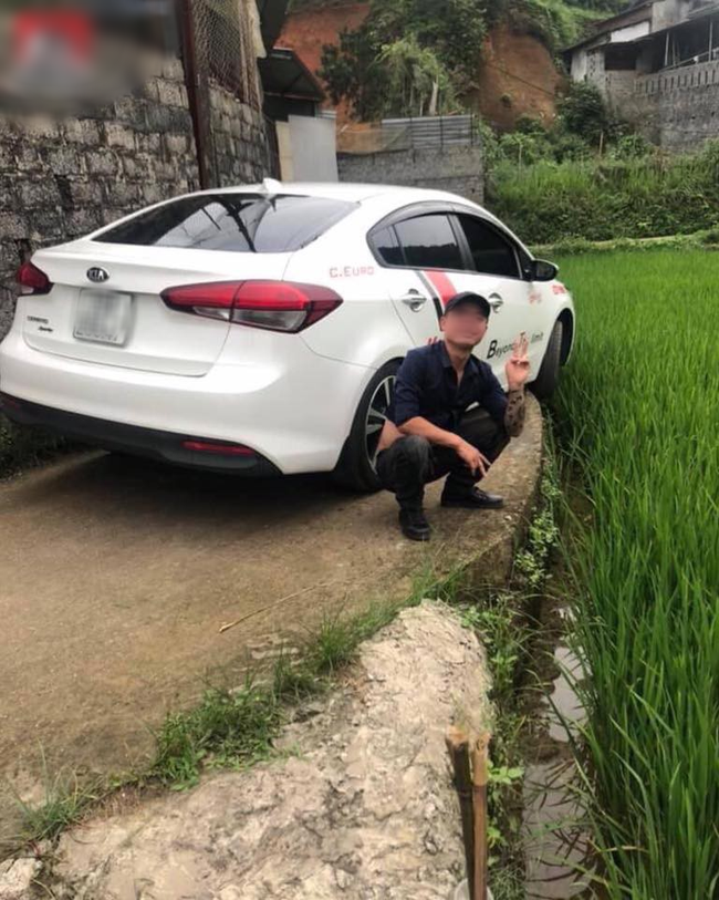 Mượn ô tô đến ra mắt nhà vợ tương lai ở quê cho oách, ai ngờ rể hụt khiến cả làng cười ra nước mắt-1