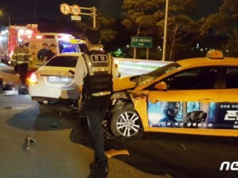 NÓNG: Jungkook (BTS) bị cảnh sát điều tra vì gây tai nạn, cả nam idol và tài xế taxi đều nhập viện vì bị thương-2