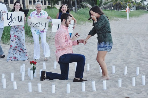 Bức ảnh cưới tái hiện lại khoảnh khắc mầm non đáng yêu và câu chuyện từ 22 năm trước của cặp đôi chứng minh định mệnh là có thật-7