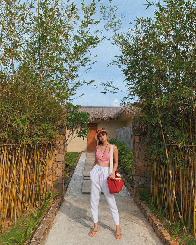 Đã mắt khi ngắm style du lịch của sao Việt nhưng đồng thời, bạn sẽ góp nhặt được 1001 ý tưởng diện đồ tuyệt xinh-10