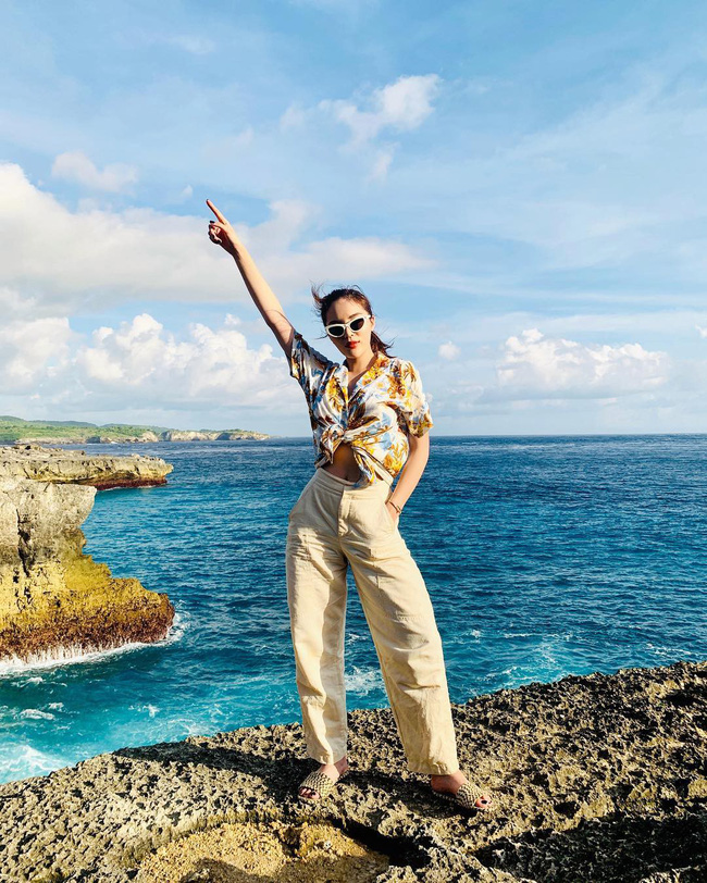 Đã mắt khi ngắm style du lịch của sao Việt nhưng đồng thời, bạn sẽ góp nhặt được 1001 ý tưởng diện đồ tuyệt xinh-11