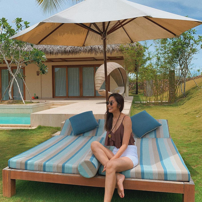 Đã mắt khi ngắm style du lịch của sao Việt nhưng đồng thời, bạn sẽ góp nhặt được 1001 ý tưởng diện đồ tuyệt xinh-12