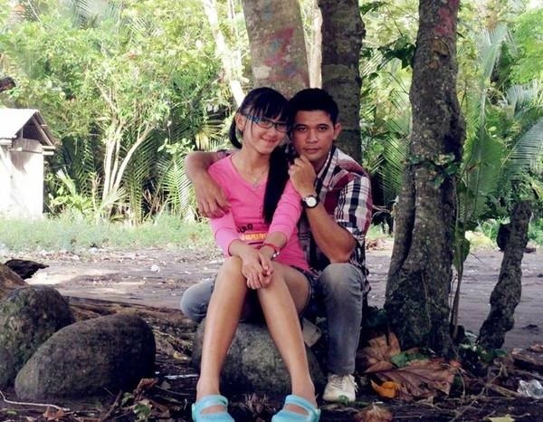 Thầy giáo phải lòng nữ sinh 13 tuổi và cái kết đầy bất ngờ sau 7 năm-1