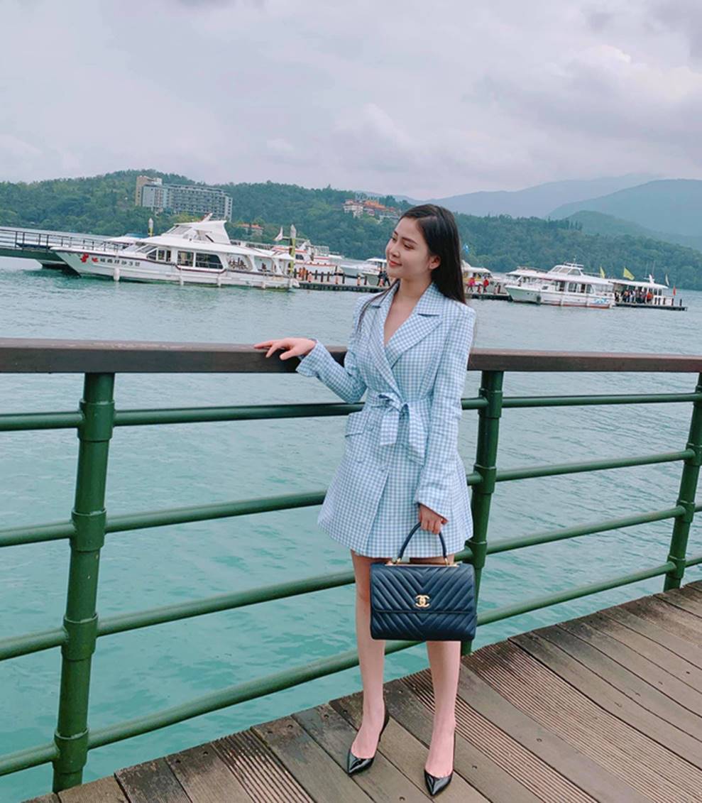 Đã mắt ngắm dàn gái xinh trường con nhà giàu RMIT: Người nhan sắc như hoa hậu, kẻ body nóng bỏng đốt mắt-6