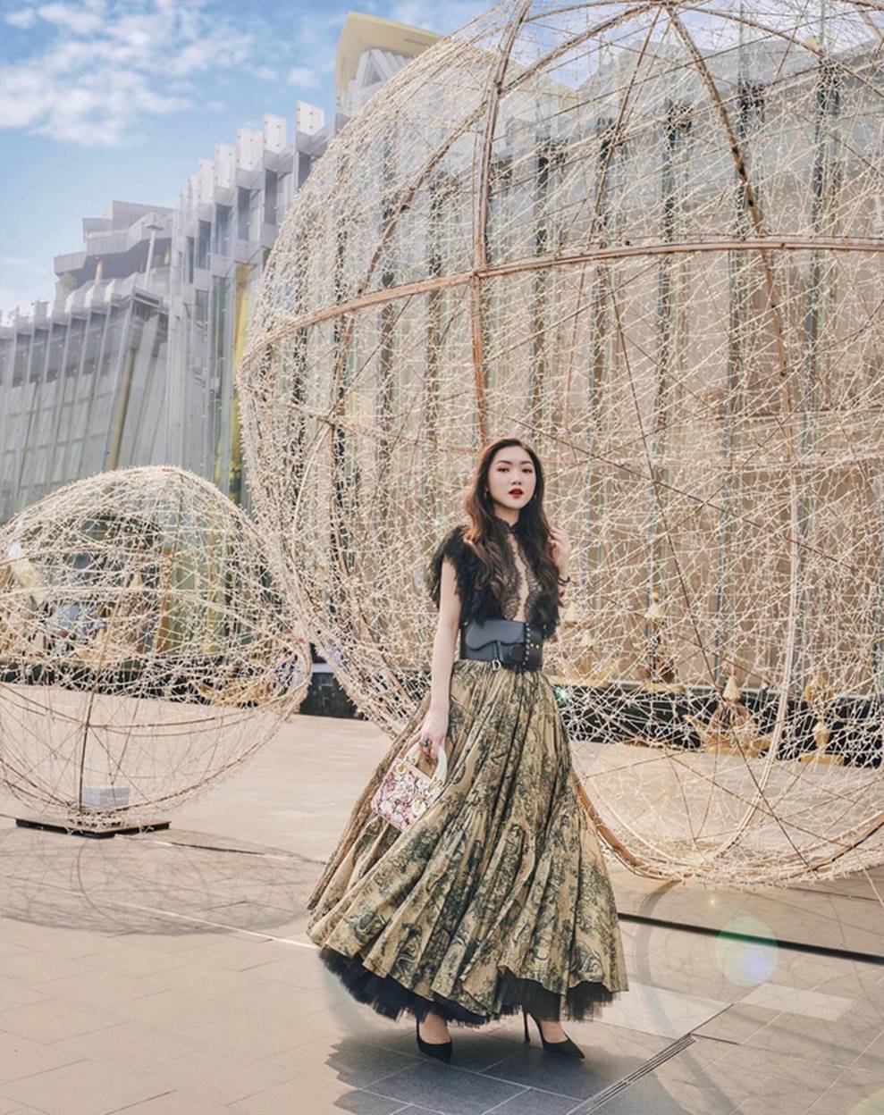 Đã mắt ngắm dàn gái xinh trường con nhà giàu RMIT: Người nhan sắc như hoa hậu, kẻ body nóng bỏng đốt mắt-24