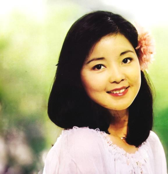 Tròn 24 năm sau cái chết bí ẩn, Đặng Lệ Quân khiến người hâm mộ tiếc nuối với nhan sắc một thời lẫy lừng-7