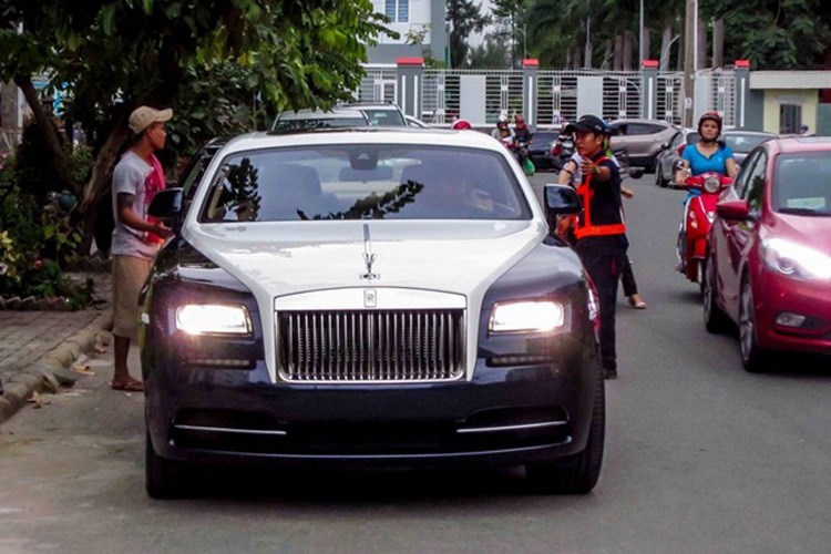 Thiếu gia 9x đi Rolls Royce làm Giám đốc công ty 850 tỷ ở Ninh Bình là ai?-1