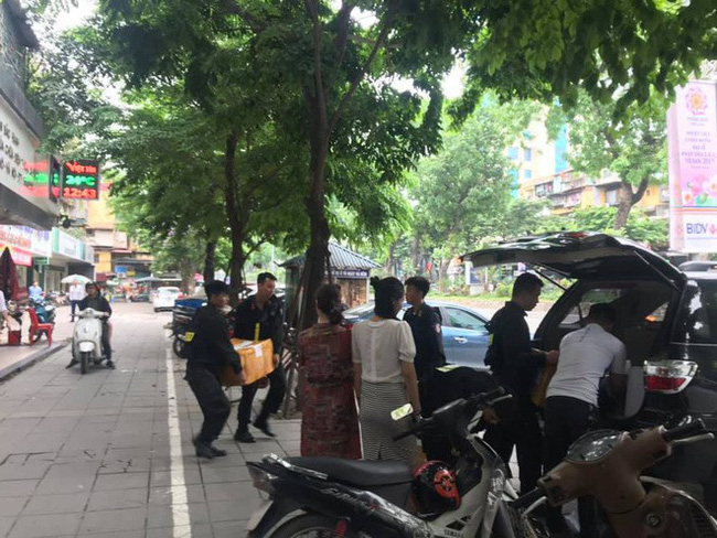 CA khám nơi ở của quản lý Nhật Cường Mobile, nhiều cửa hàng đã đóng cửa-1