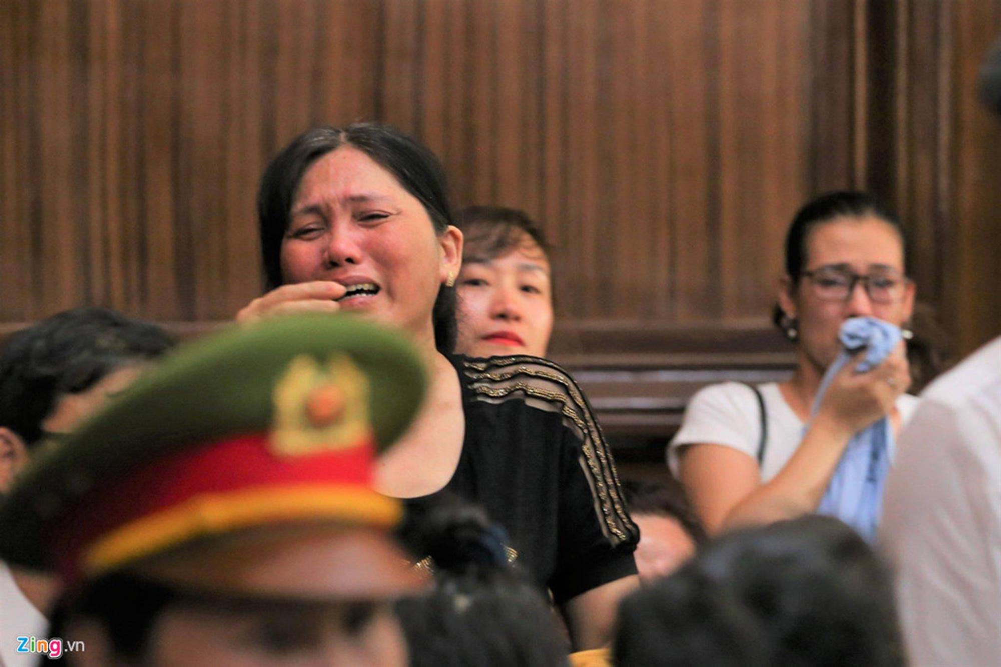Cảm xúc trái chiều của Ngọc Miu và nhiều bị cáo khi VKS đề nghị án-1