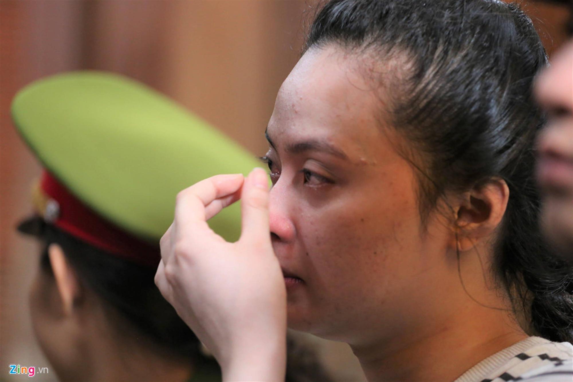 Cảm xúc trái chiều của Ngọc Miu và nhiều bị cáo khi VKS đề nghị án-3