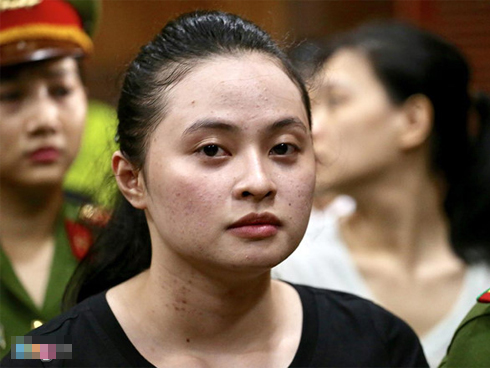 Khoảnh khắc ông trùm nở nụ cười mãn nguyện khi người tình Ngọc Miu thoát án tử hình-4