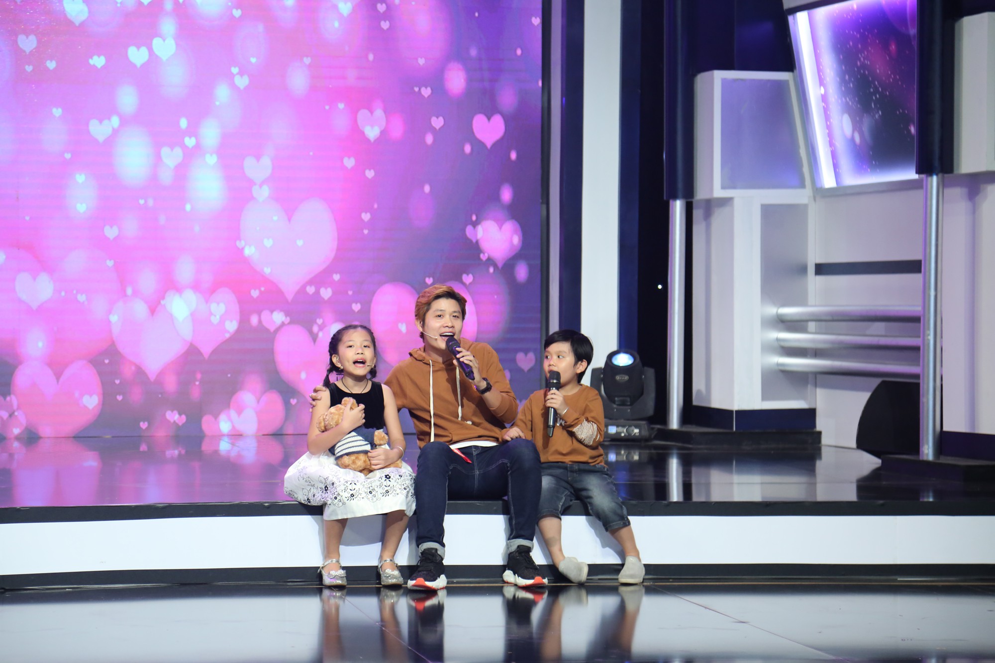 Huy Khánh ngầm xác nhận Hari Won sắp làm mẹ?-5