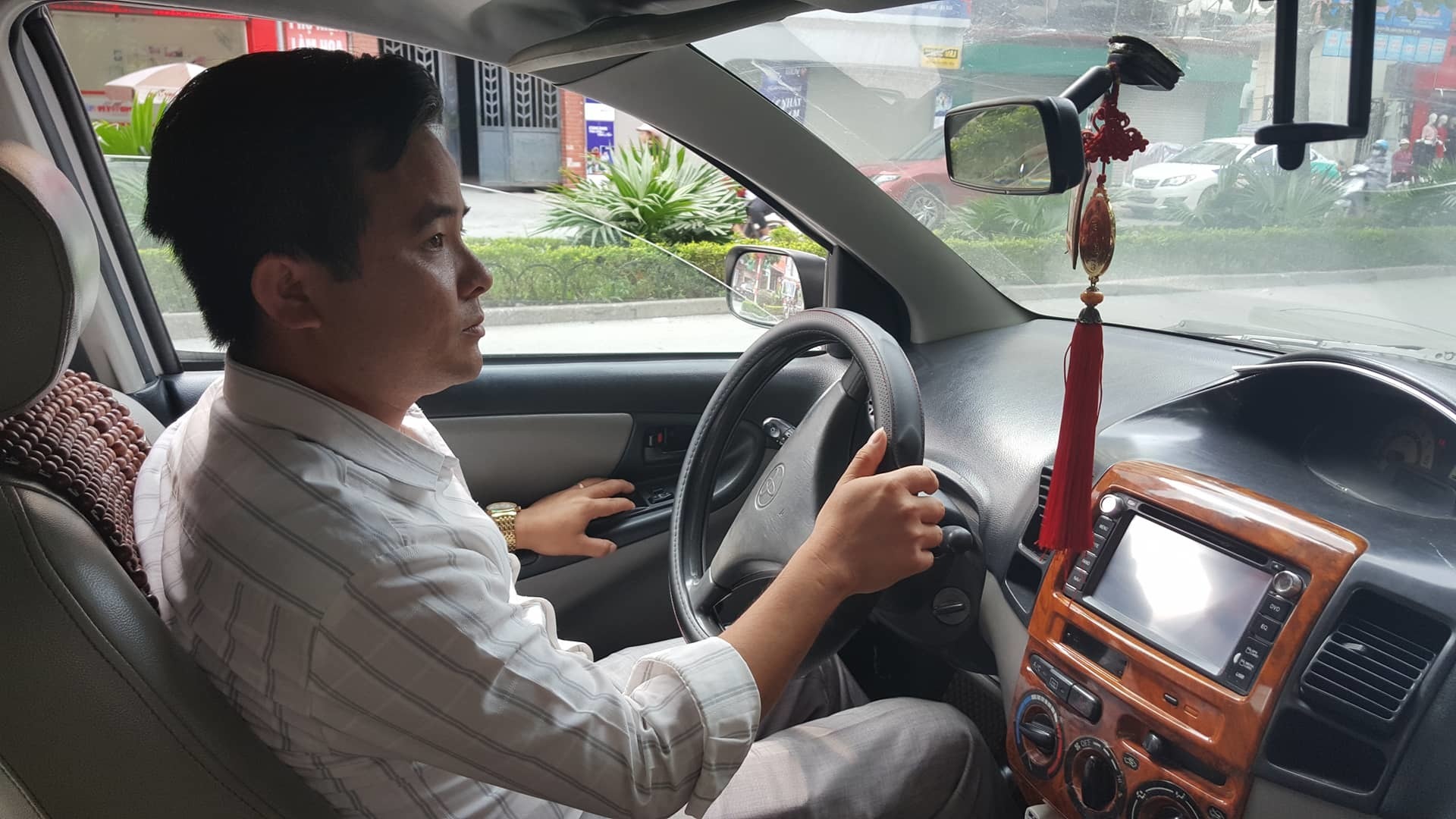 Thầy giáo dạy lái xe bị đánh vì sờ đùi học viên nữ: Chi 500 triệu để tung clip?-2