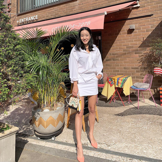 Cá là bạn không chỉ học được cách mix đồ mà còn tiện học được cả cách pose dáng ảo diệu từ street style Châu Á-6