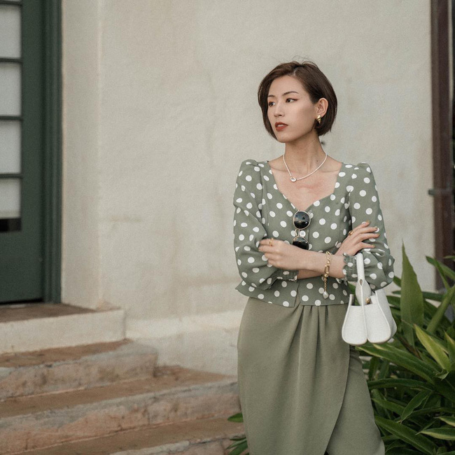 Cá là bạn không chỉ học được cách mix đồ mà còn tiện học được cả cách pose dáng ảo diệu từ street style Châu Á-15