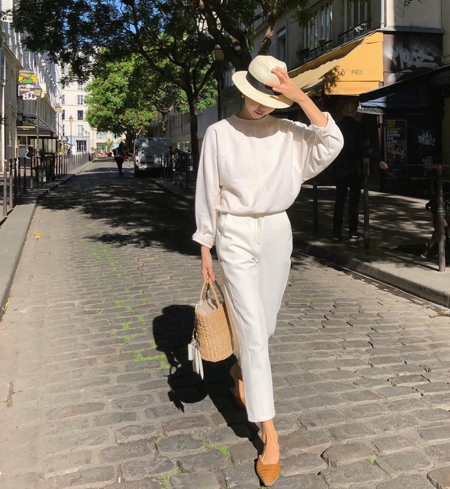 Cá là bạn không chỉ học được cách mix đồ mà còn tiện học được cả cách pose dáng ảo diệu từ street style Châu Á-7