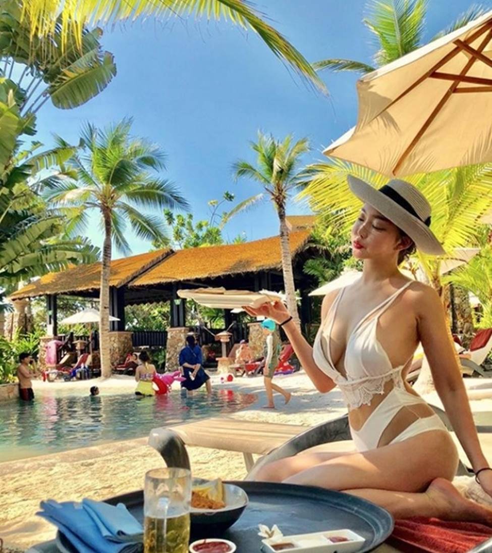 Đường cong nghẹt thở quá đỗi sexy của nữ hoàng bikini Hàn Quốc-15