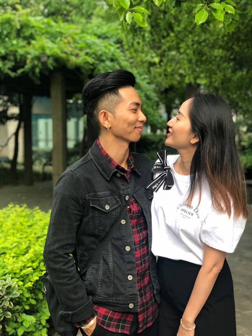 Cặp đôi Khánh Thi và Phan Hiển nắm tay cực tình khi đi du hí Trung Quốc-2