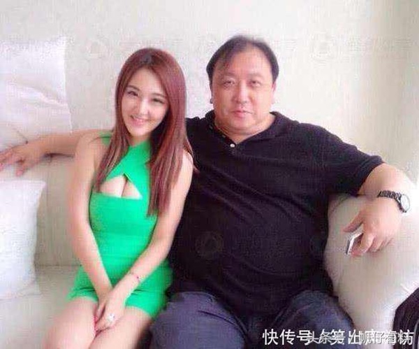 Trùm Playboy Hong Kong: Châu Tinh Trì nể sợ, sống cao ngạo và quan hệ bí ẩn với loạt mỹ nhân gợi cảm-5