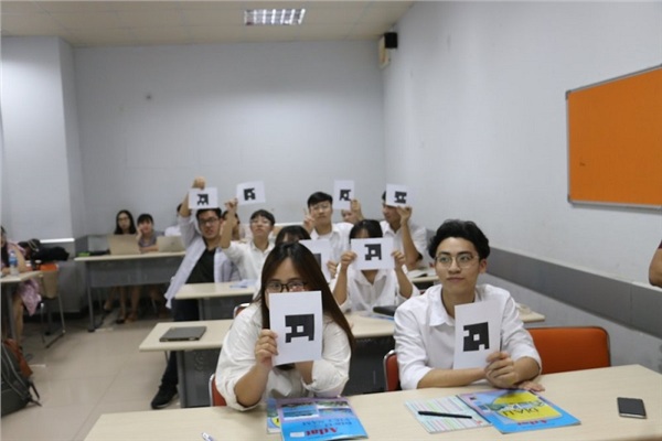 Kiểm tra thời đại 4.0: Quét giấy ra ngay kết quả, muốn quay bài cũng bó tay!-4