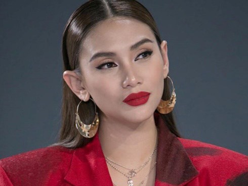 Võ Hoàng Yến ế show vì tăng cân mất kiểm soát: Tôi chỉ cần ăn 3 bữa, ngủ 8 tiếng là sau 1 đêm lên 2kg