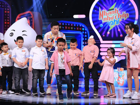 Bé 5 tuổi 3 lần vô địch Nhanh như chớp nhí: Chị Ba bất biến là ai mà khiến hàng loạt sao Việt phát cuồng?-15