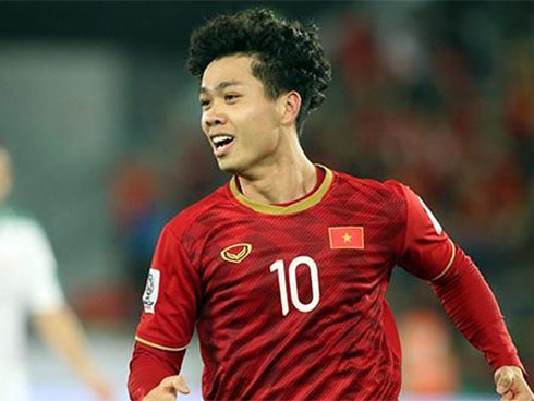 Công Phượng nhận món quà” hiếm có từ thầy Park trong ngày được đá chính ở K.League-3