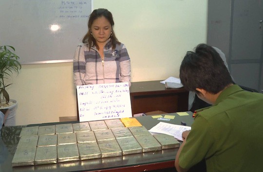 Kiều nữ chuyên dùng chiêu độc vận chuyển ma túy lớn từ Lào về Việt Nam-1