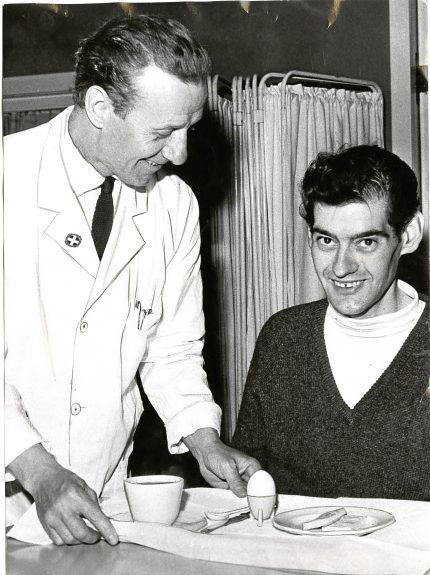 Chuyện lạ có thật về người đàn ông nhịn ăn liên tục suốt 382 ngày, giảm 125kg khiến y học sửng sốt-4