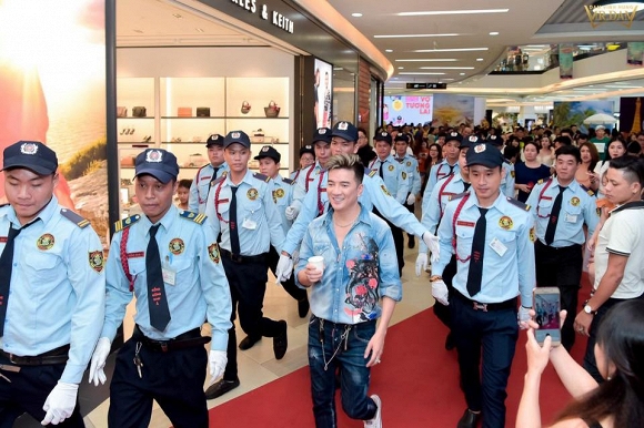 Giữa bão scandal, Mr Đàm chia sẻ ẩn ý: Lần nào cũng phát hiện ra cả một ổ chuột-1