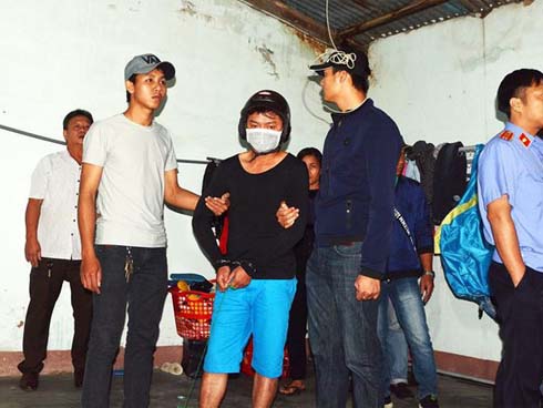 Gã đàn ông thuê người đào bể bơi cho con nhưng thực chất để chôn sống vợ, câu nói của cô trước khi chết mới khiến người ta giật mình-6