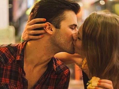 Phát hiện căn bệnh tình dục lây nhiễm cả khi không 'quan hệ'