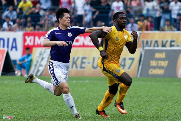 Đình Trọng nhận thẻ đỏ trực tiếp đầu tiên trong sự nghiệp-4