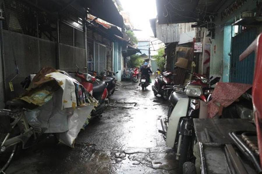 Xóm giang hồ Mả Lạng: Vợ bán dâm trên gác, chồng ngồi trước cửa canh-4