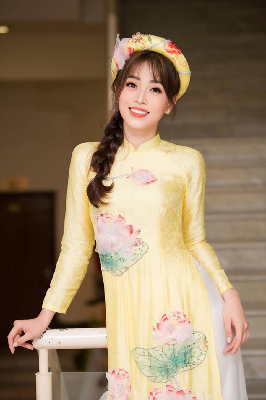 Á hậu Phương Nga chạm trán người tình màn ảnh của bạn trai Bình An-1