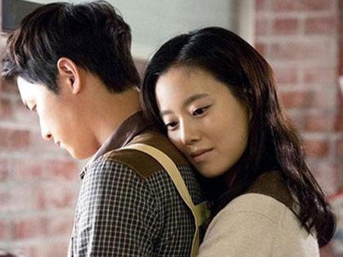 Nhận cú đâm sau lưng” từ chồng sắp cưới và bạn thân, cô gái âm thầm lên kế hoạch rồi hủy hôn trước giờ G-2