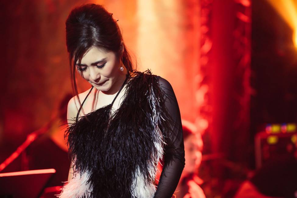 Hương Tràm phải tiêm thuốc kháng sinh để có thể hát trong đêm diễn tạm biệt khán giả Hà Nội-4