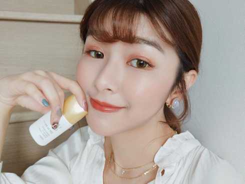 Phơi mình trên sân thượng để thử 12 loại kem chống nắng phổ biến, anh chàng này xứng đáng được hội chị em phong tước ngay và luôn-15