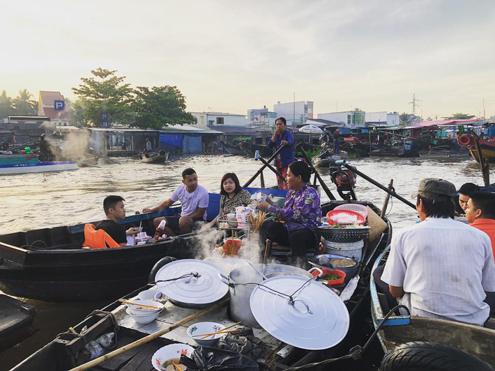 Liên tục được đầu bếp nổi tiếng Mỹ, Hàn Quốc ca ngợi, thì ra đây là những bí mật của hủ tiếu chợ nổi Cái Răng-12