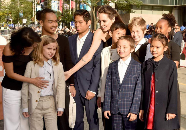 Chuyện về những bà mẹ đơn thân của showbiz: Mẹ có thể không hoàn hảo nhưng mẹ chọn yêu con theo cách hoàn hảo nhất-3