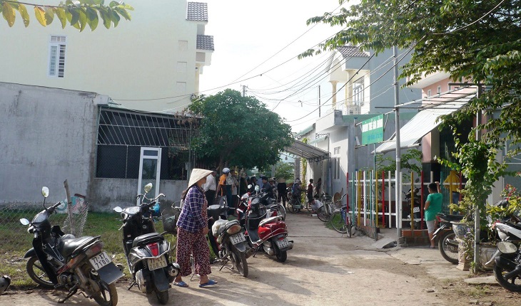 NÓNG: 2 vợ chồng chết trong ngôi nhà khóa kín, người đầy vết thương-1