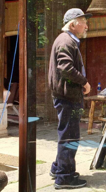 Không thể nhận ra Tể Tướng Lưu Gù một thời giờ nhìn phong độ chất chơi thế này!-7